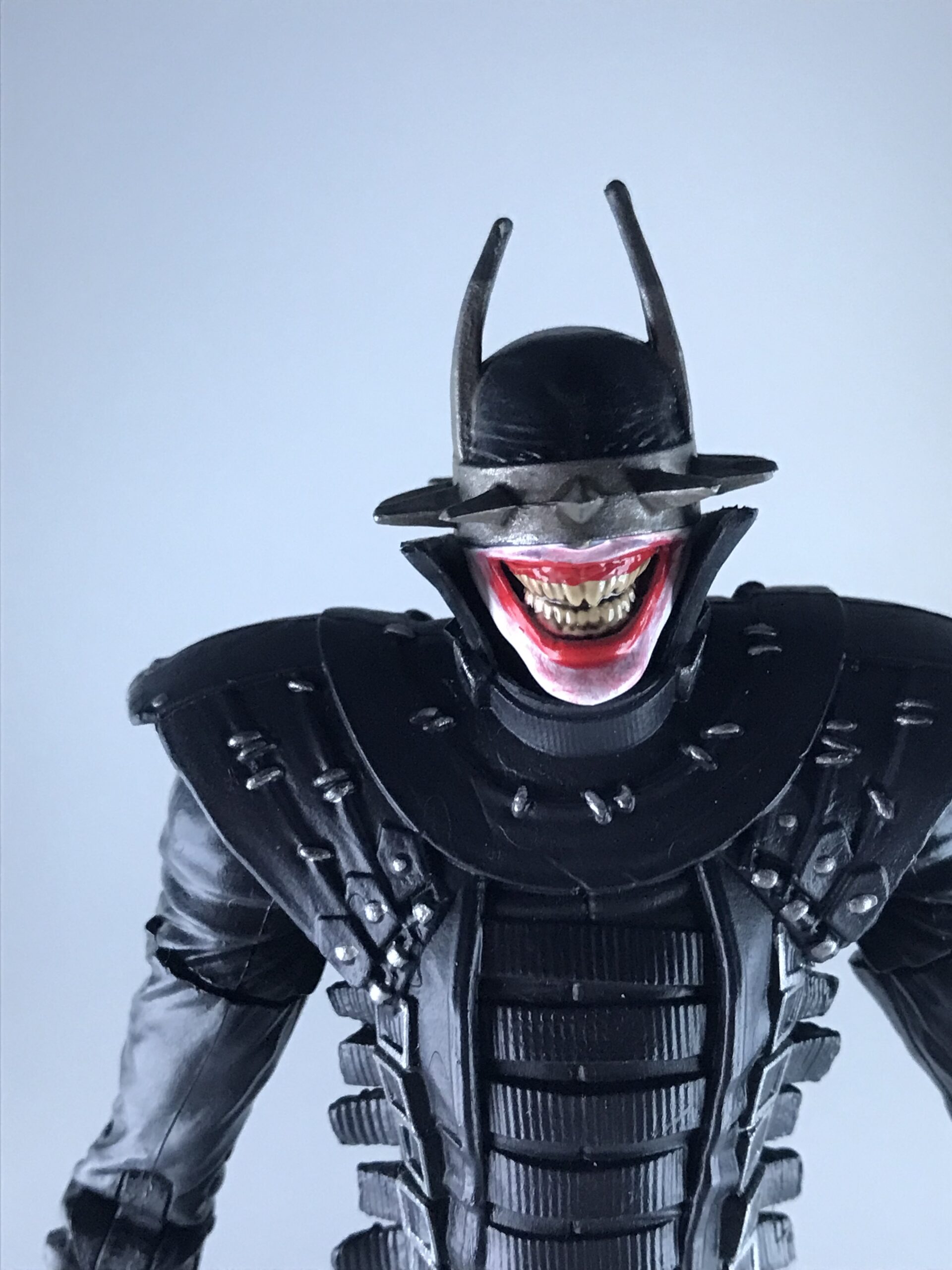 箱は捨ててしまったためないですフーラフズ フィギュア QMx Batman Who Laughs フーラフス